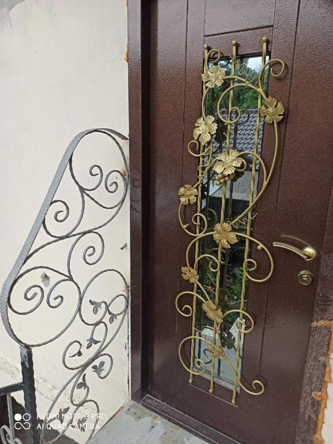 Студия У Моря, Терасса, Отдельный Вход Odessa Extérieur photo